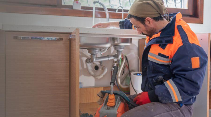 Expert burst pipe repair services in Trumbull, CT